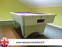 Billard avec et sans monnayeur ardoise: Billard pool Anglais Domestic blanc tapis mauve.