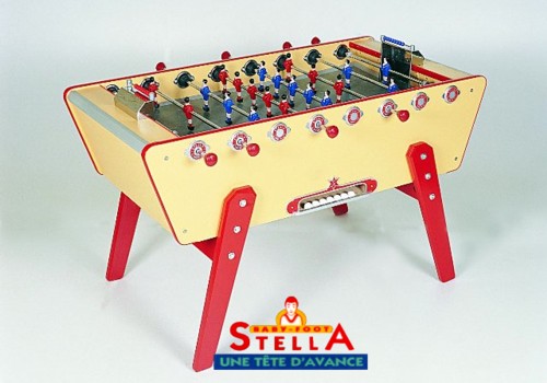 Photo et descriptif: baby foot stella champion jaune pour particulier ou collectivité.