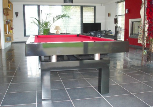 Photo et descriptif: Billard contemporain Arcade laque noir pieds en arche tube inox transformable en table Le Touquet